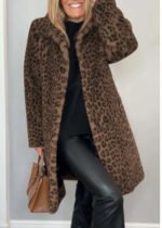 Féline Élégance | Manteau Léopard Douillet - Image 3