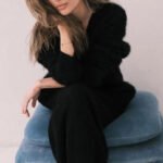 Élina | Cardigan V-Long pour une Élégance Décontractée Automne-Hiver - Image 11