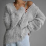 Élina | Cardigan V-Long pour une Élégance Décontractée Automne-Hiver - Image 9