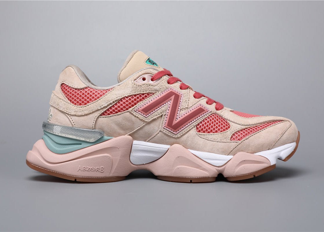a7c23de5.jpg NB 9060 (Collab) Beige Pink - Image 1