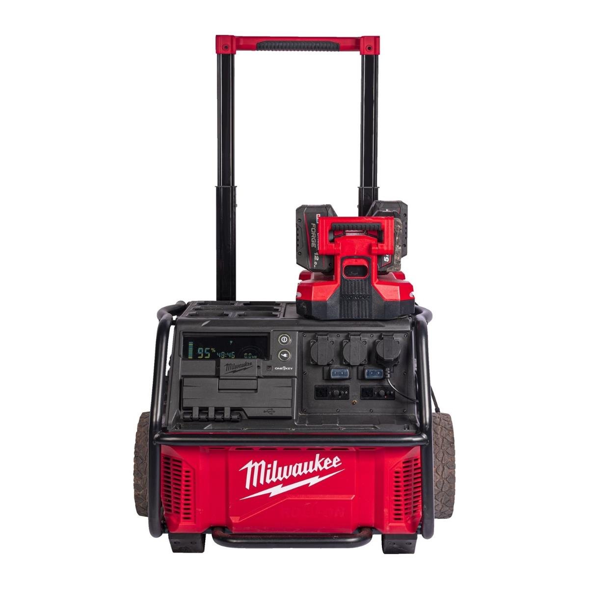 Milwaukee IRPSUOP2500 GB2 Packout Roll-On 7200 / 3600 W 2.5 kWh Mobile Power Supply 240V 4933492134 - Image 6