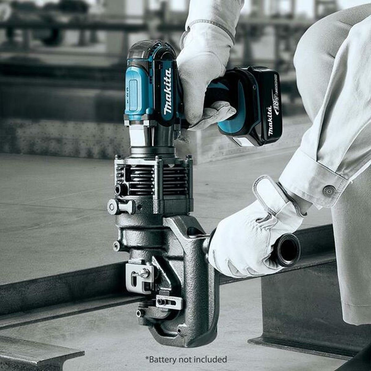 Makita DPP200ZK 18V 20mm Steel Hole Punch LXT Body Only in Carry Case - Image 4