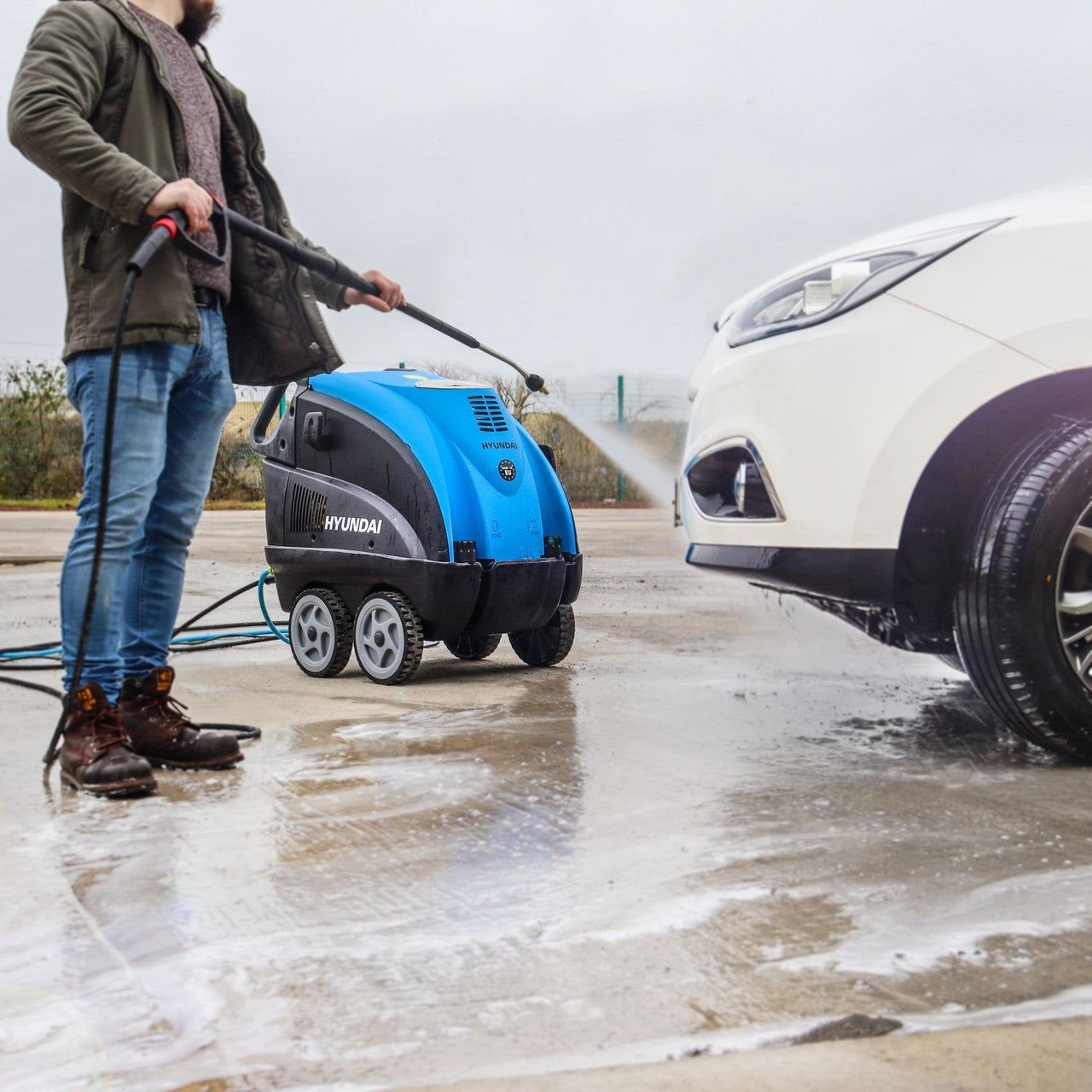 Hyundai HY155HPW-1 Hot Pressure Washer 110°C/2.8kW Commercial Triplex Power Jet Washer 2610psi & 180bar - Image 9